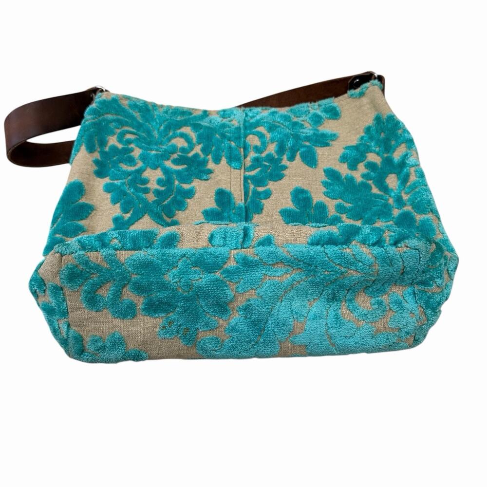 Midi Queen Tapestry Shoulder Bag w/ Leather Handle - Picture 3 of 7
